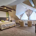 Pawel Hotel